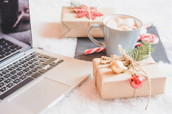 Tips to Protect Yourself Online During the Holiday Season